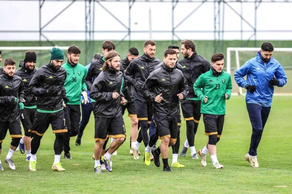 Kocaelispor, veda maçında gençleri profesyonel yapacak