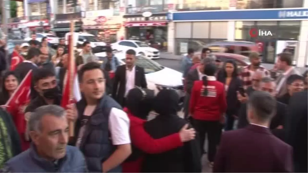 Küçükçekmece'de 19 Mayıs coşkuyla kutlandı