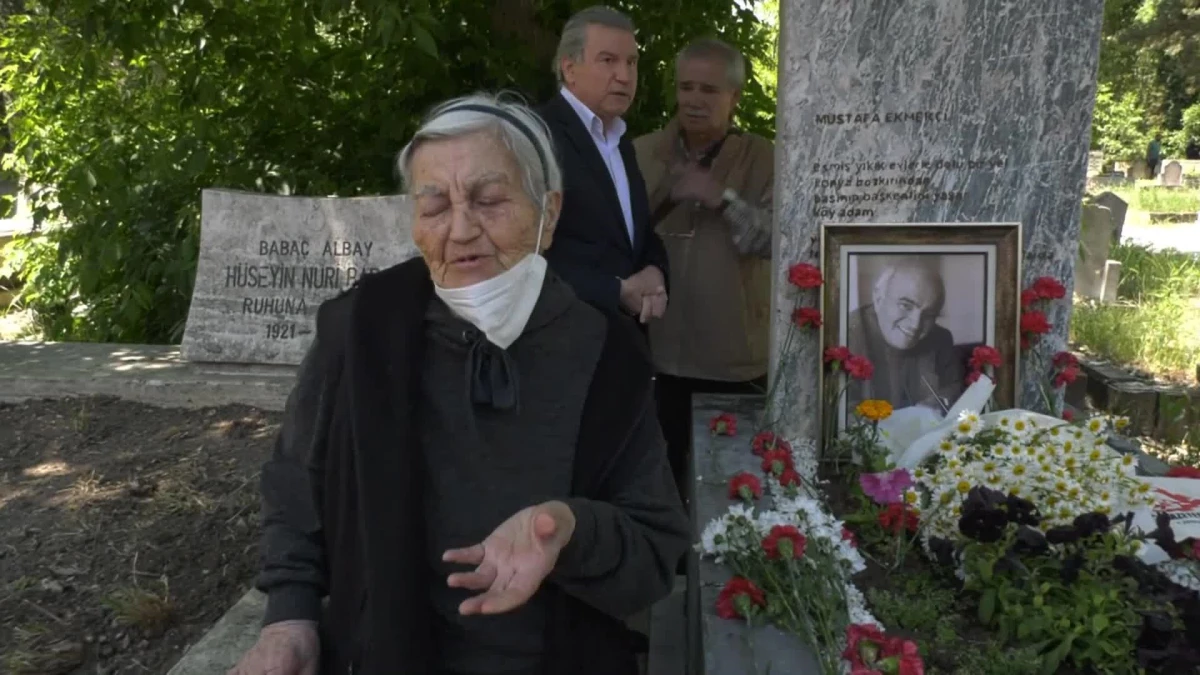 Mustafa Ekmekçi, Vefatının 25. Yıl Dönümünde Mezarı Başında Anıldı