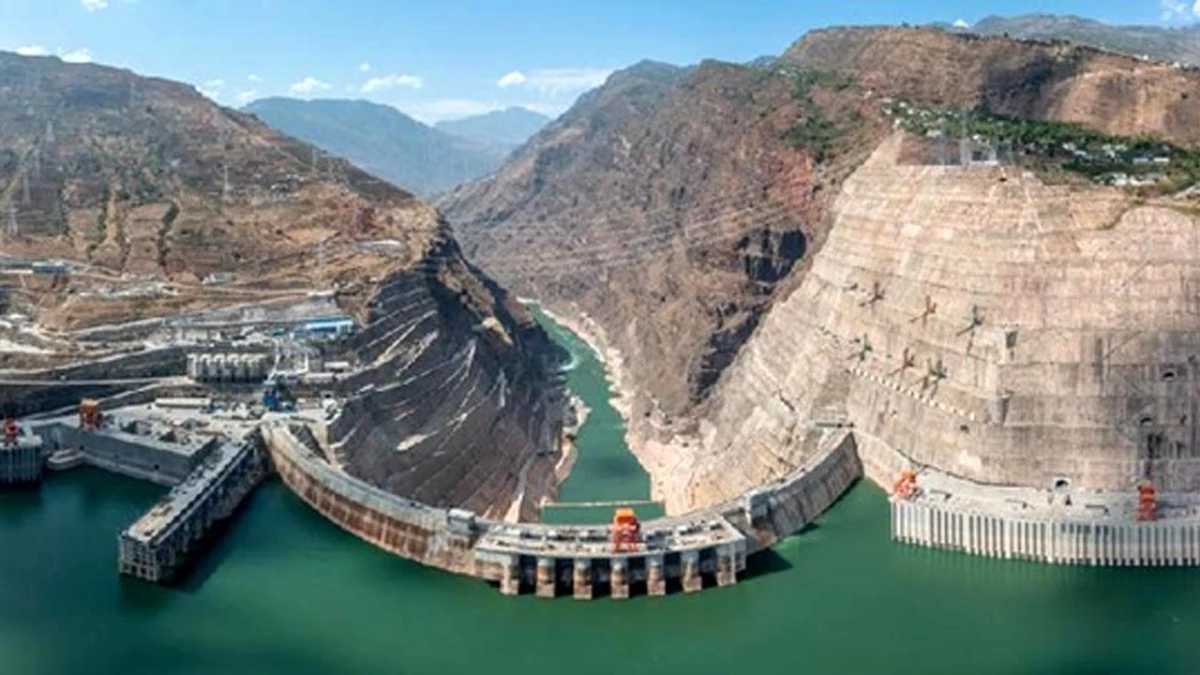 Çin\'in Mega Hidroelektrik Santral Projesinde Tüm Güç Üretim Birimlerinin İnşası Tamamlandı