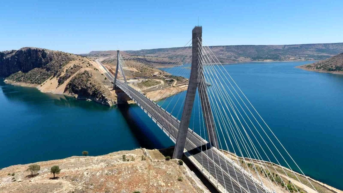 Nissibi Köprüsü\'nden 7 yılda 4 milyondan fazla araç geçti