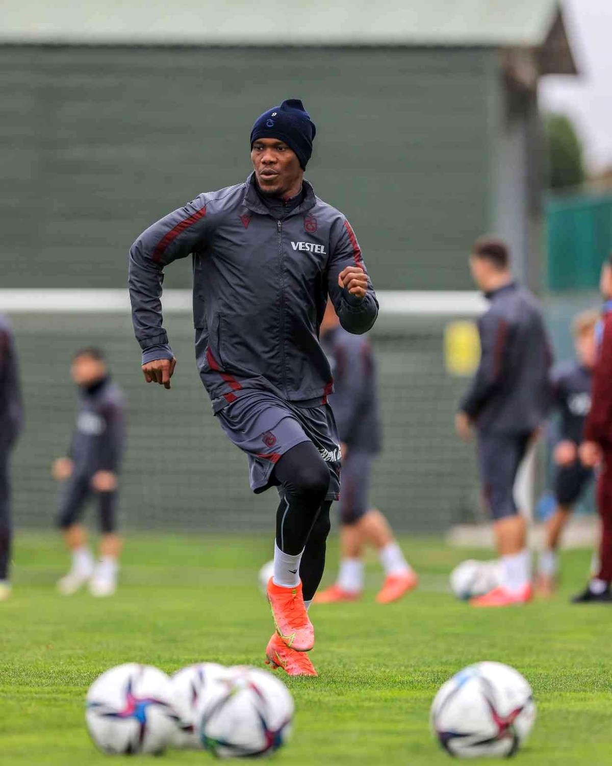 Nwakaeme\'nin Trabzonspor\'dan talep ettiği rakam ortaya çıktı