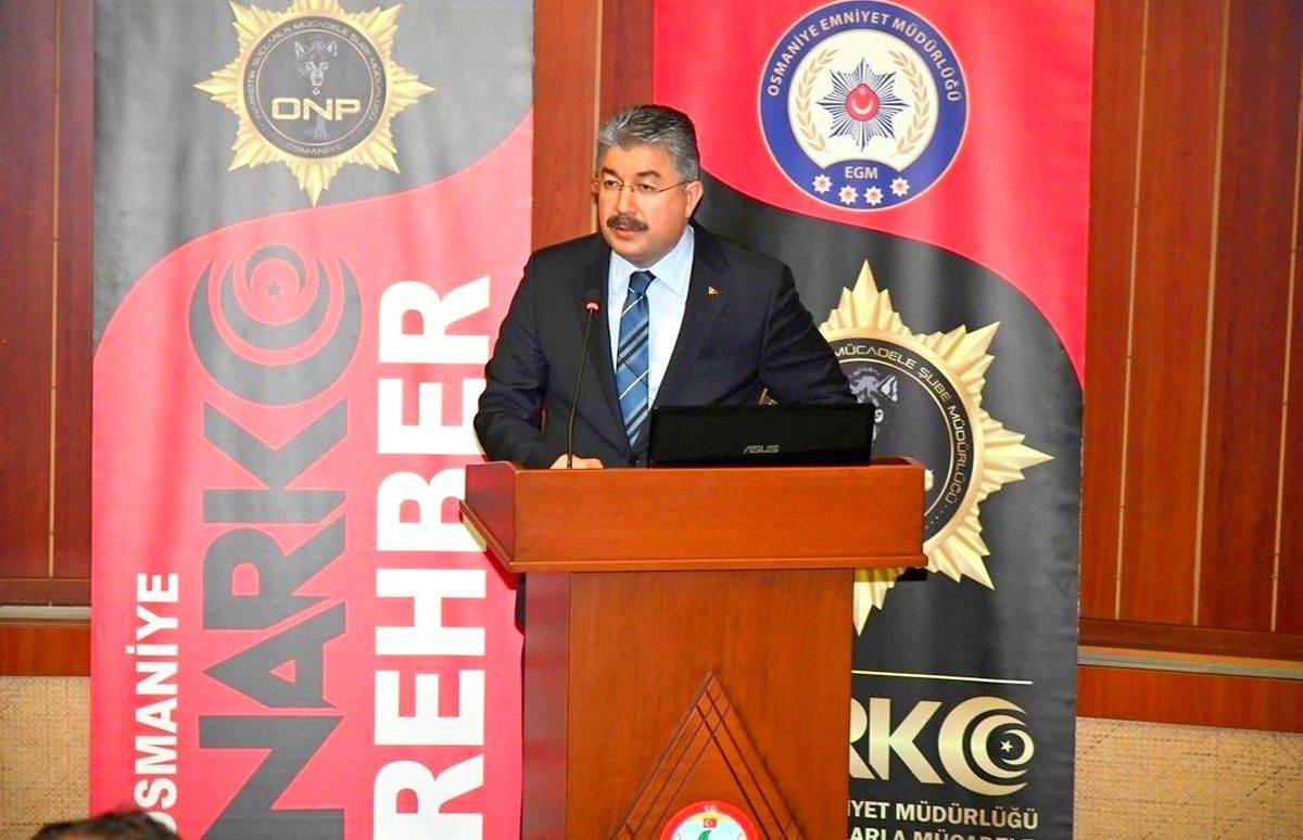 Vali Yılmaz: "Uyuşturucunun temelinde sigara olduğunu görüyoruz"