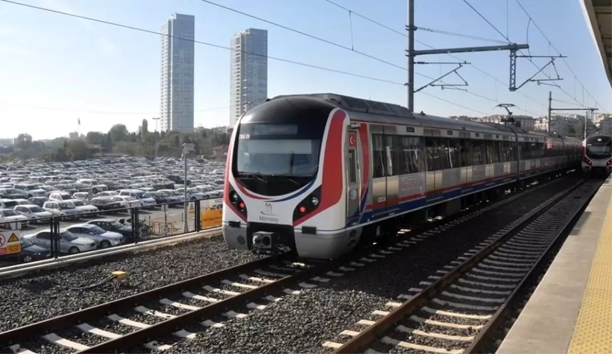 Bakan Karaismailoğlu: "İstanbullular Marmaray\'ı sevdi, 700 milyon kişi Marmaray ile seyahat etti"