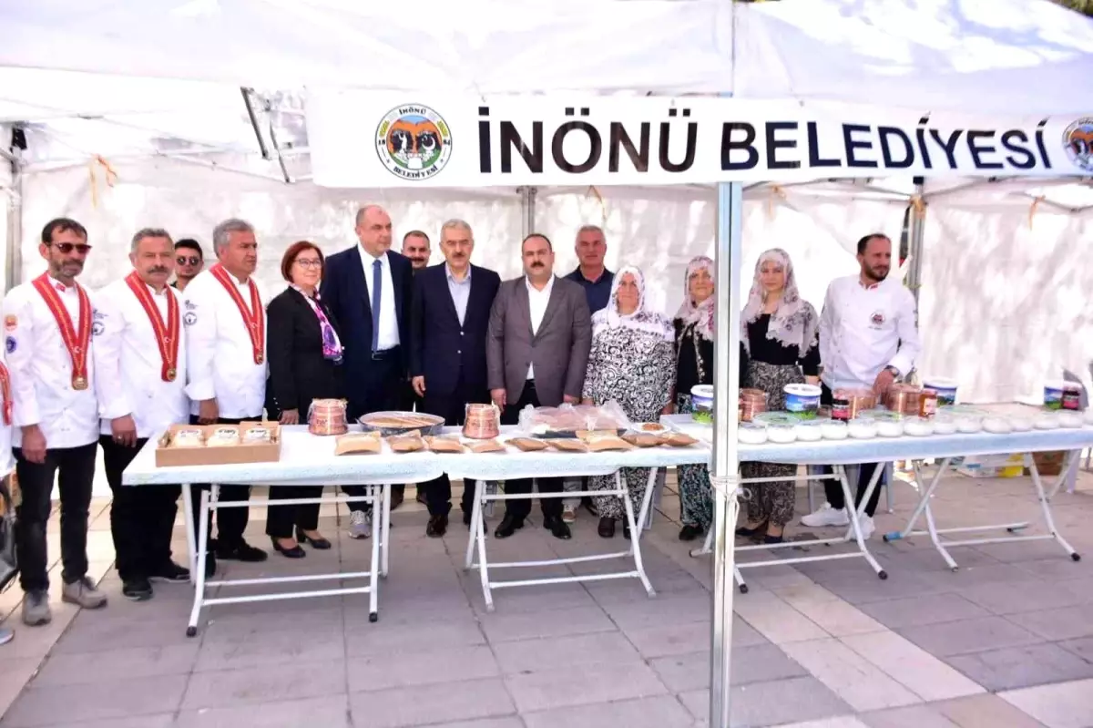 İnönü\'nün meşhur yöresel ürünleri yoğun ilgi gördü