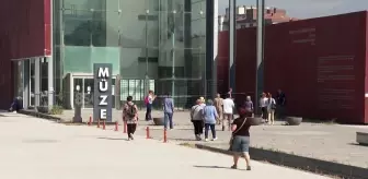 İzmir'de Kent Turları Yoğun İlgi Görüyor