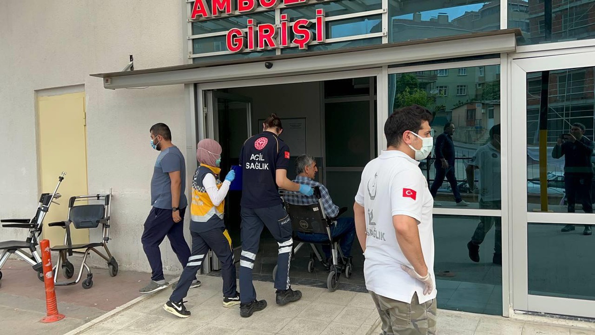 Kocaeli\'de çıkan silahlı kavgada 1 kişi yaralandı