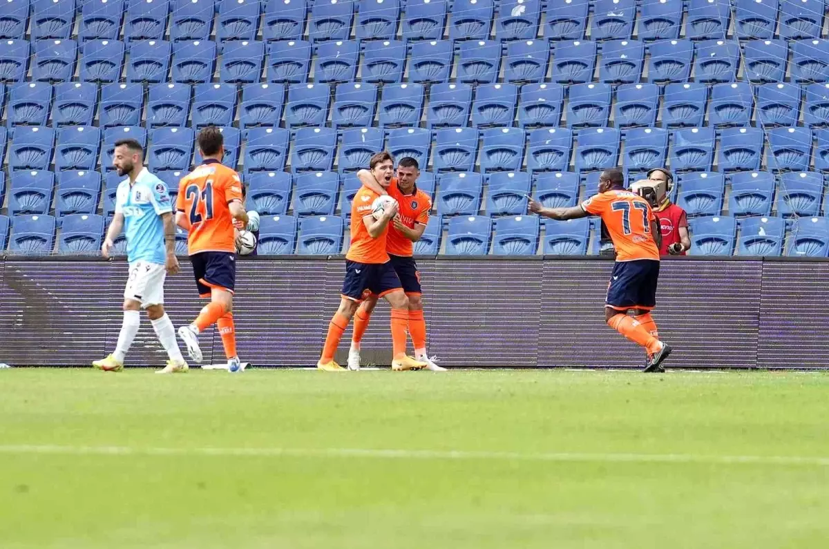 Spor Toto Süper Lig: Medipol Başakşehir: 3 - Trabzonspor: 1 (Maç sonucu)