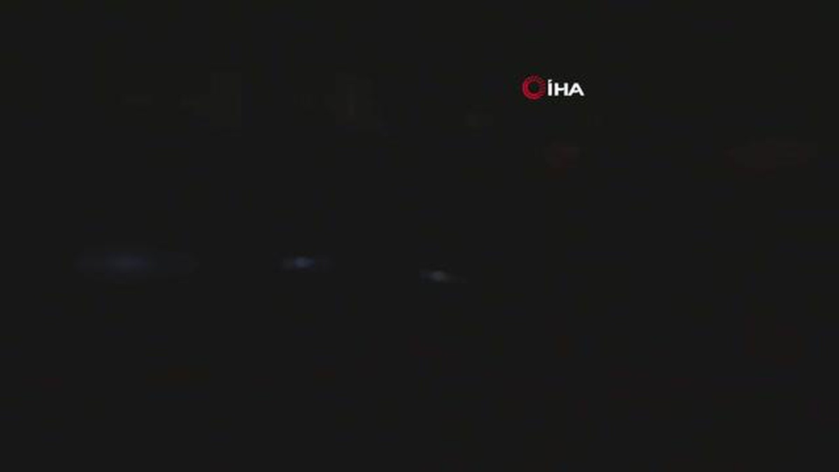 Ticari araçla yurtdışına çıkmaya hazırlanan 10 düzensiz göçmen yakalandı