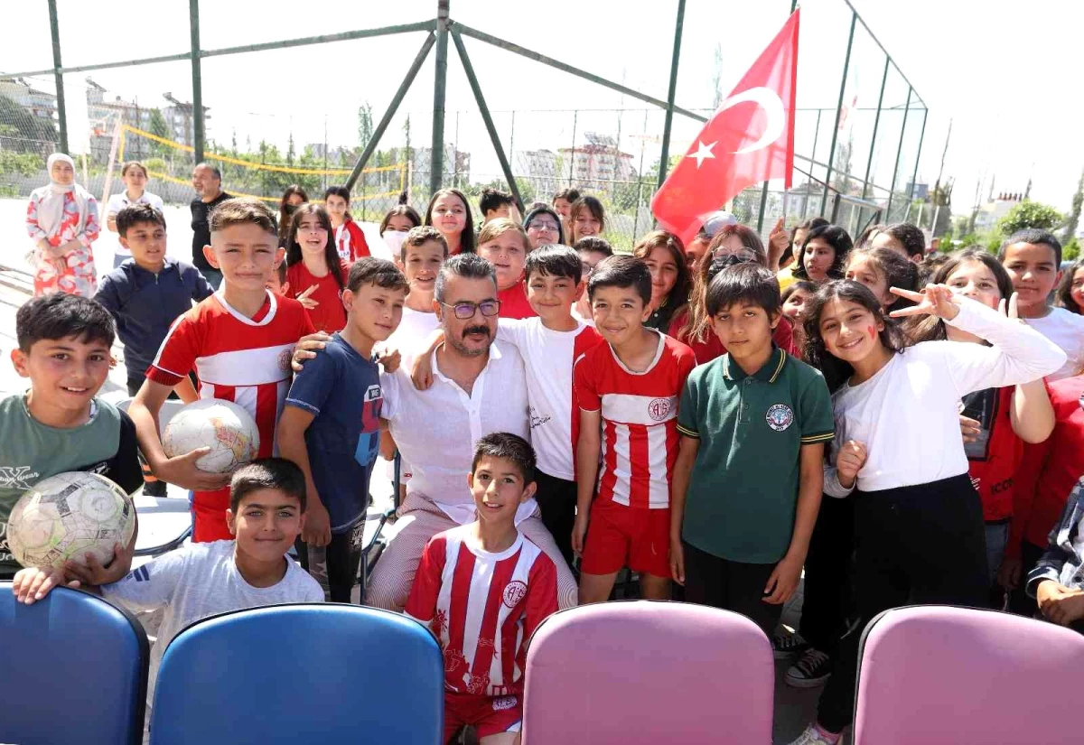 07\'den 77\'ye Antalyaspor Projesi devam ediyor