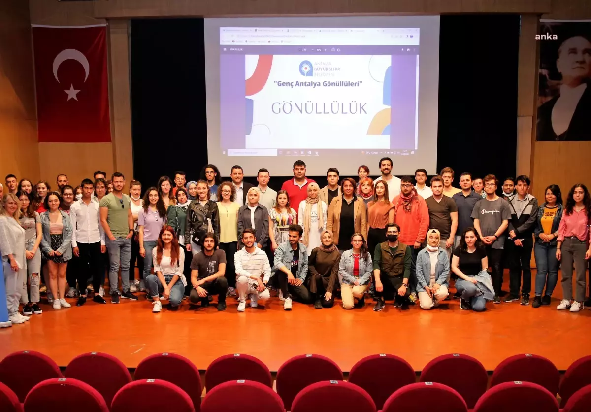 Antalya Büyükşehir Gönüllü Gençler İçin Glore'a Üye Olacak