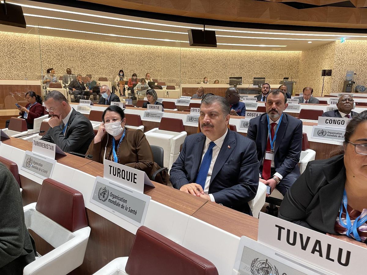 Sağlık Bakanı Koca: 'Enerji ve ticaret gibi sağlığın da sorunların çözümünde etkili bir araç olduğunu kabul etmek zorundayız''Rusya-Ukrayna...