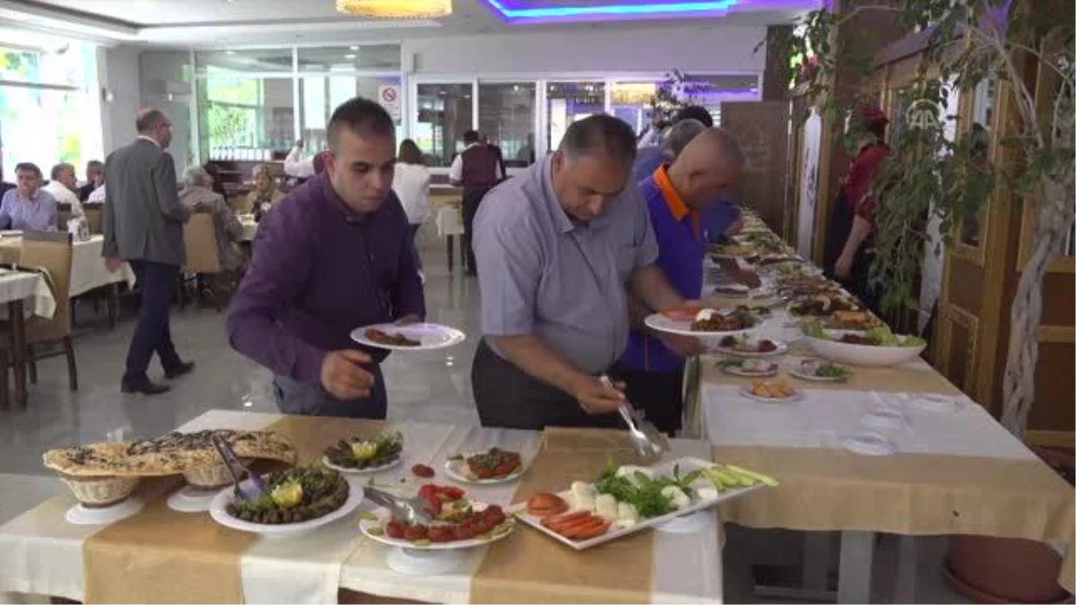 Gastronomi kenti Hatay\'ın mezeleri "Türk Mutfağı Haftası"nda tanıtıldı