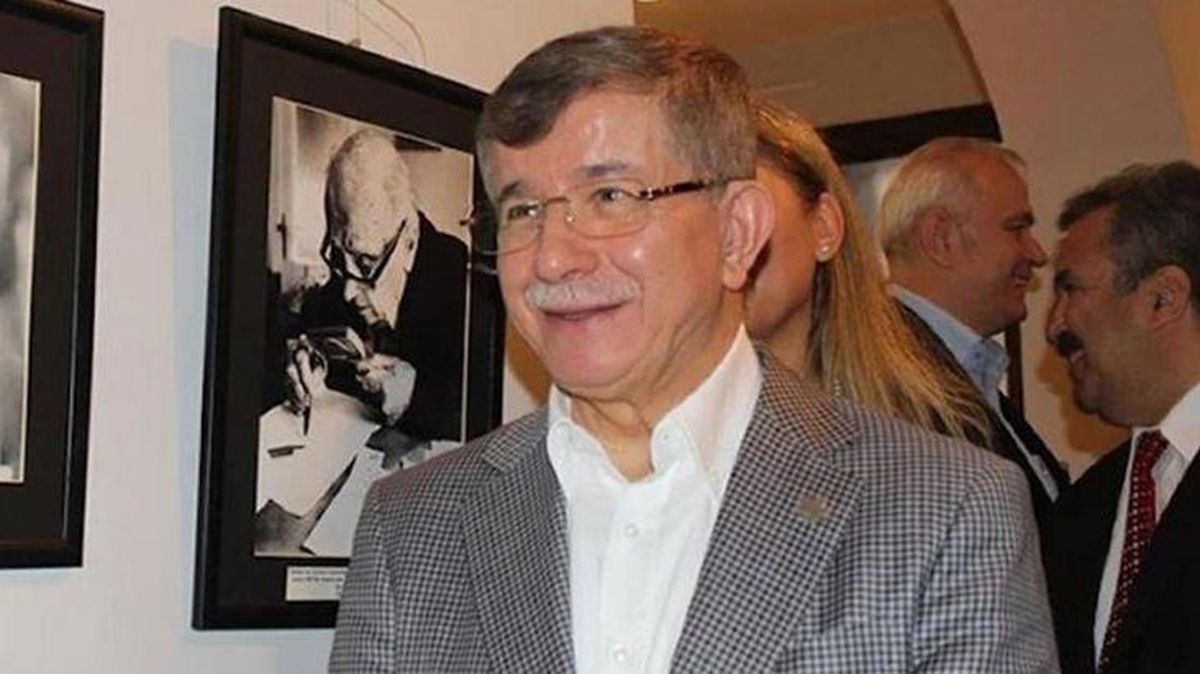 Gelecek Partisi Genel Başkanı Ahmet Davutoğlu\'ndan "kararsız seçmen" uyarısı: Türkiye\'nin kaderini belirleyecekler!