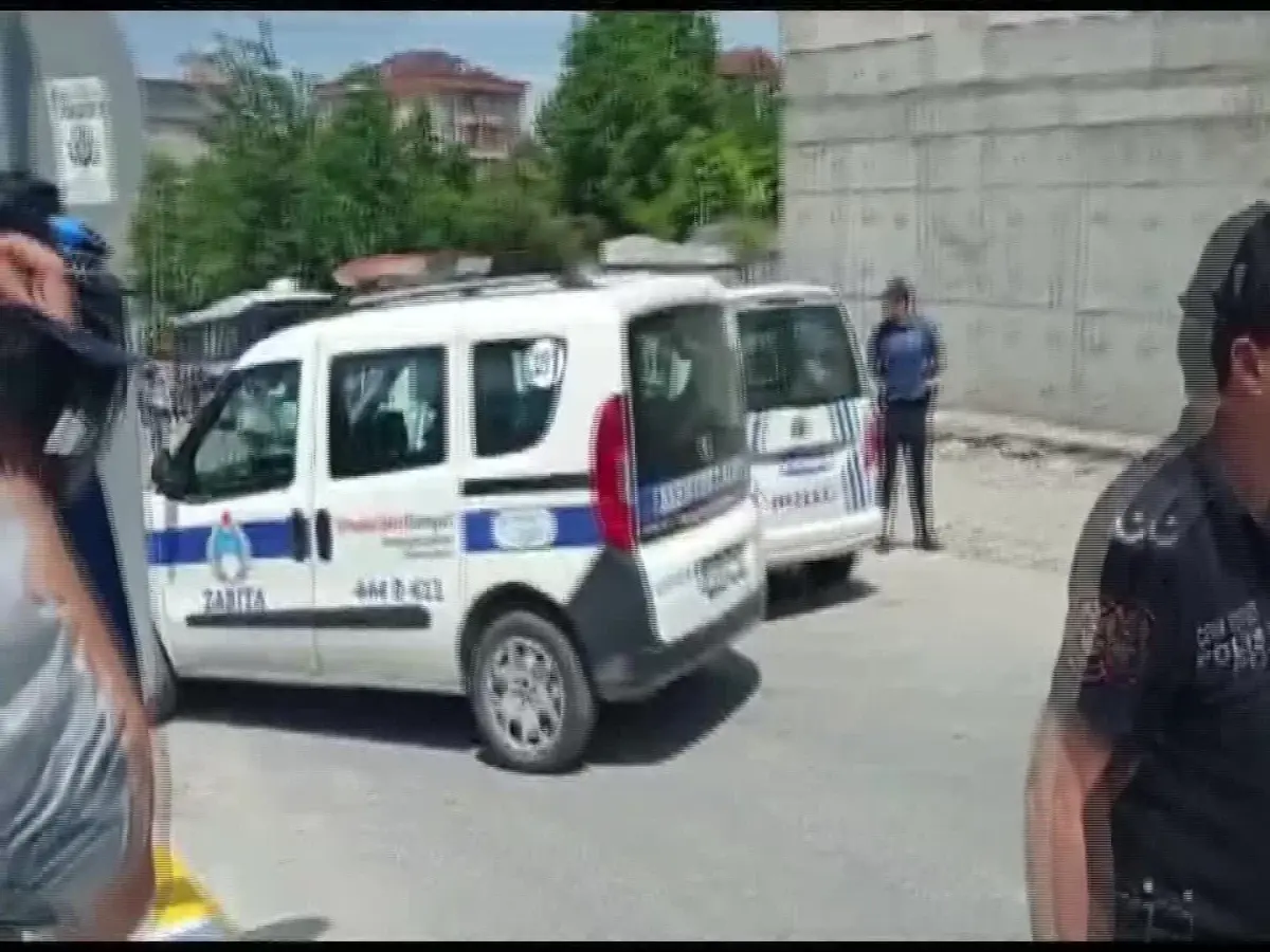 İnşaat Halindeki Caminin Bodrum Katının Kiraya Verilmesi Esenyurt Kaymakamlığı ile Belediyeyi Karşı Karşıya Getirdi