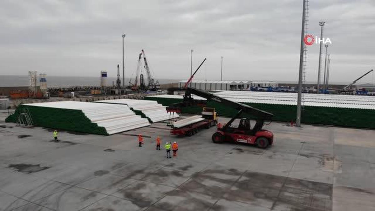 Karadeniz gazının karaya çıkartılma çalışmaları sürüyor