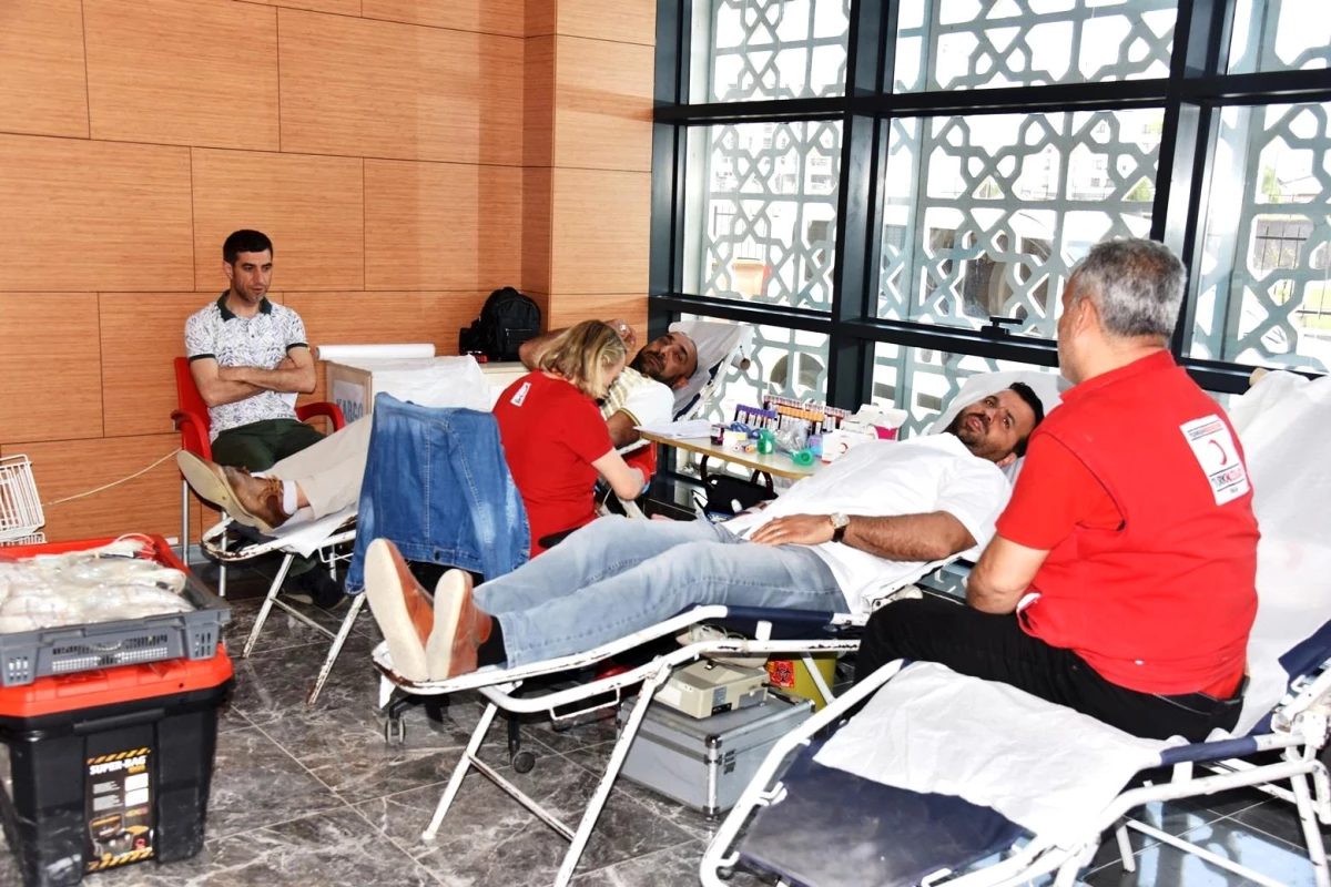 Kartepe\'de kan bağışı kampanyası düzenlendi