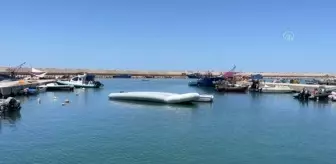 Libya açıklarında mahsur kalan 75 göçmen kurtarıldı