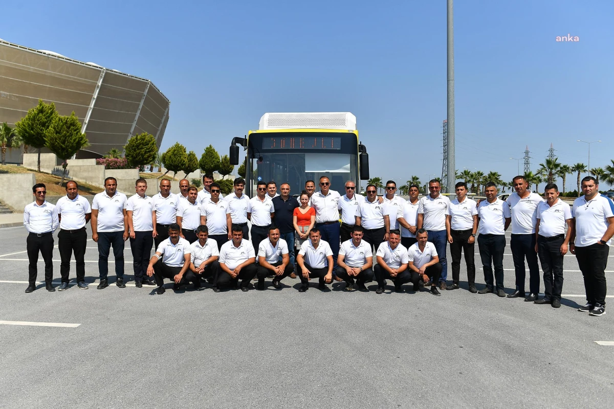 Mersin Büyükşehir\'den Otobüs Şoförlerine "İleri Sürüş Teknikleri Eğitimi"