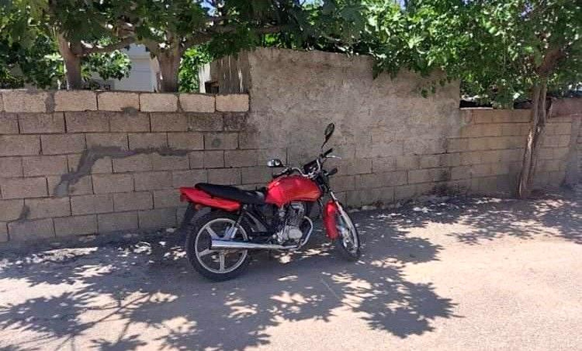 Park halindeki motosiklet çalındı