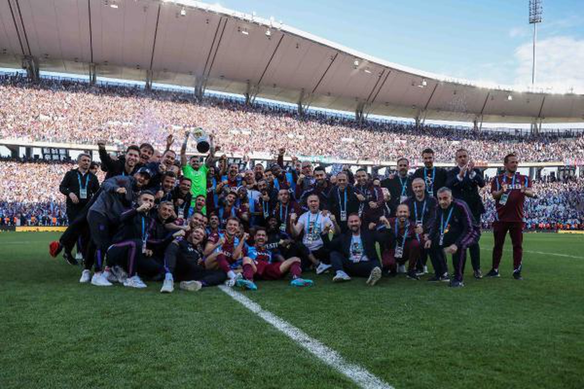 Şampiyon Trabzonspor puan rekorunu kaçırdı