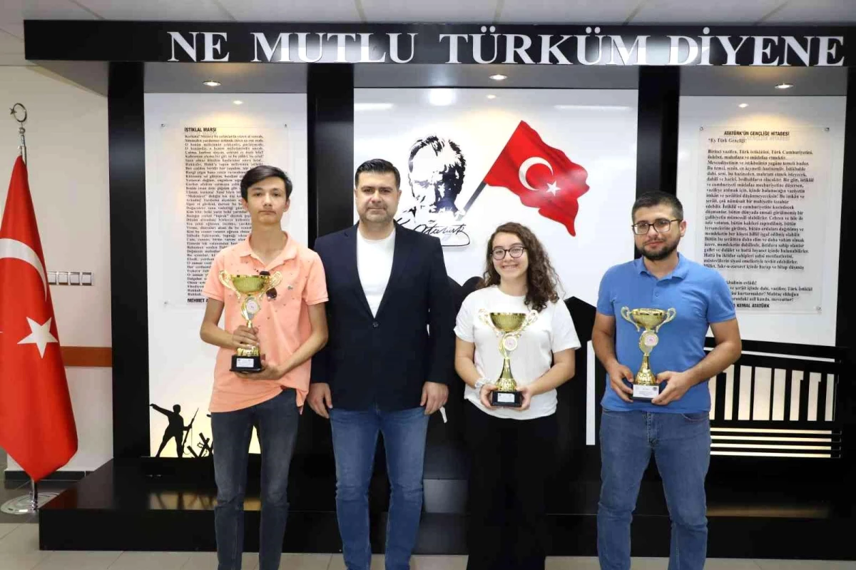 Turgutlu Belediyespor\'da kupa sevinci