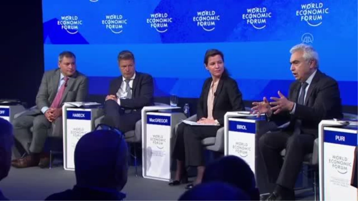 IEA Başkanı Birol, Davos\'ta iklim hedeflerinin unutulmaması uyarısında bulundu