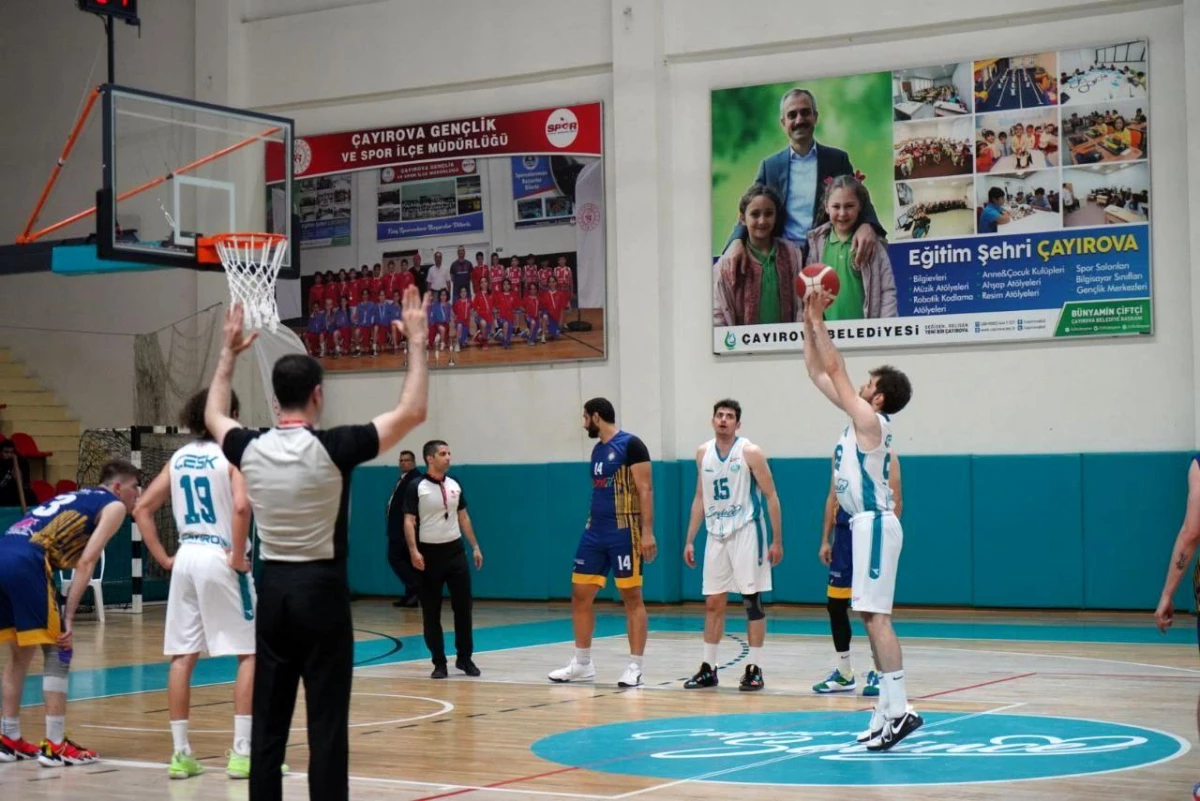Çayırova Belediyesi Basketbol Takımı play off\'larda