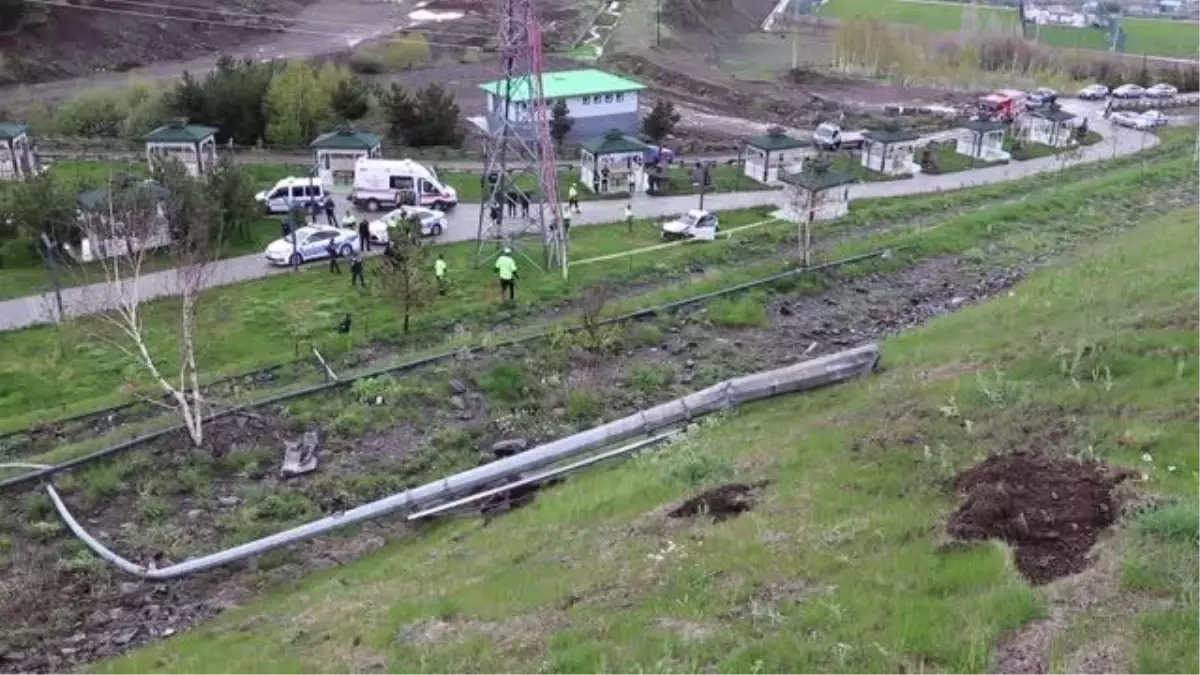 Devrilen otomobilin sürücüsü hayatını kaybetti