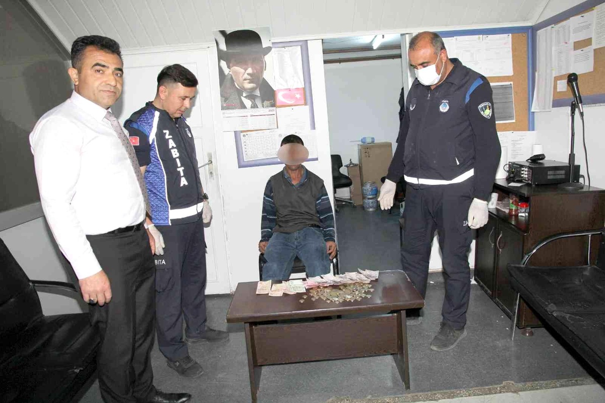 Zabıta ekipleri şaşırıp kaldı! Dilenci yarım günde 530 TL para toplamış