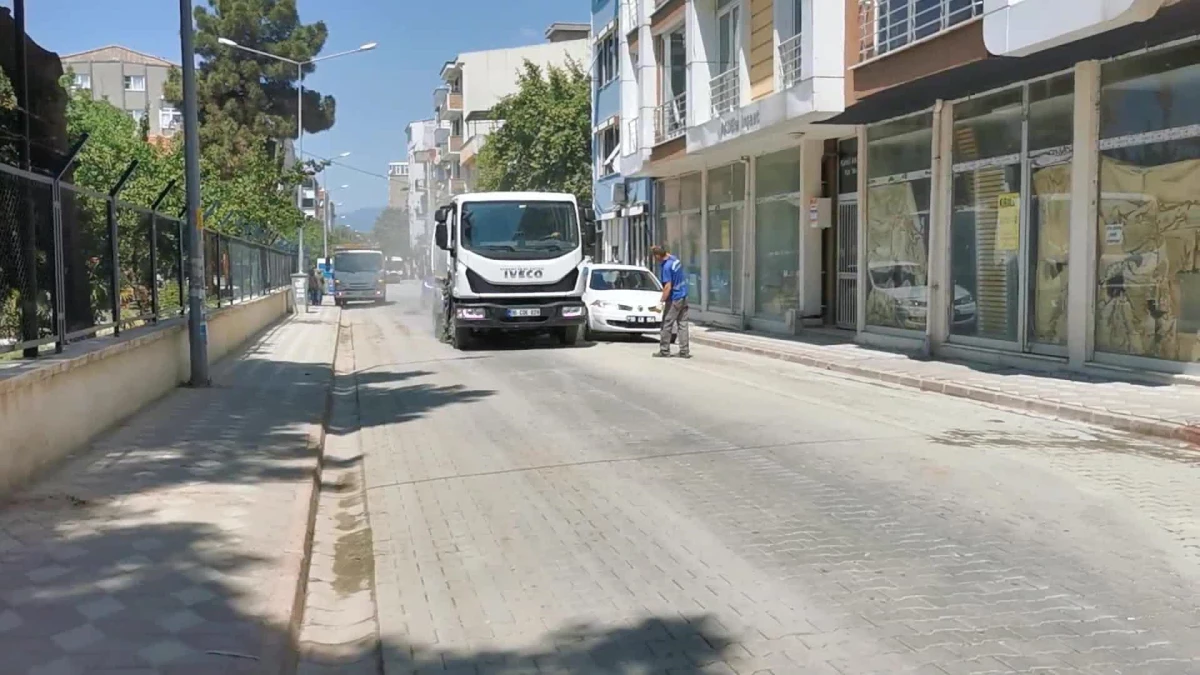 Edremit Belediyesi, Akçay Kordonu Yaz Sezonuna Hazırlıyor