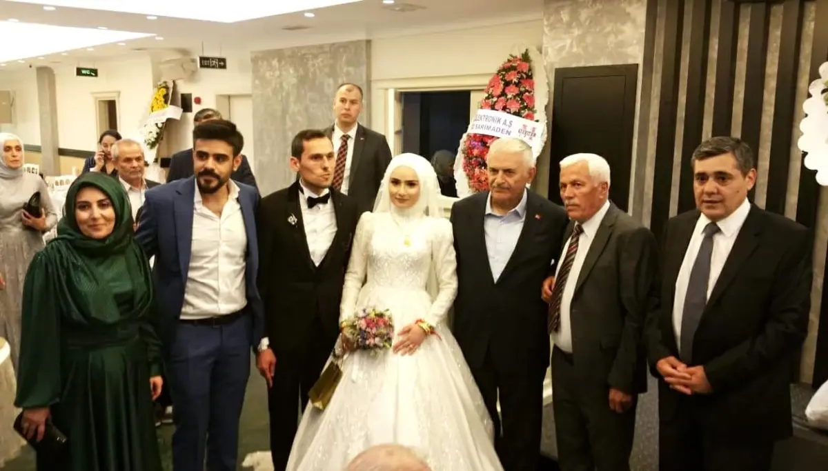 ERGAB Başkanı Sevim\'in kızı dünya evine girdi