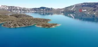 Nemrut Krater Gölü yaz turizmine hazır