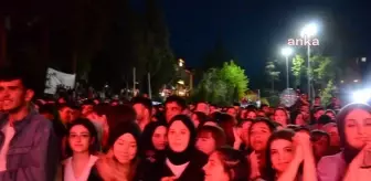 Bilecik'te 19 Mayıs Konseri İptal Edildi, Binlece Kişi Şehitler İçin Yürüdü