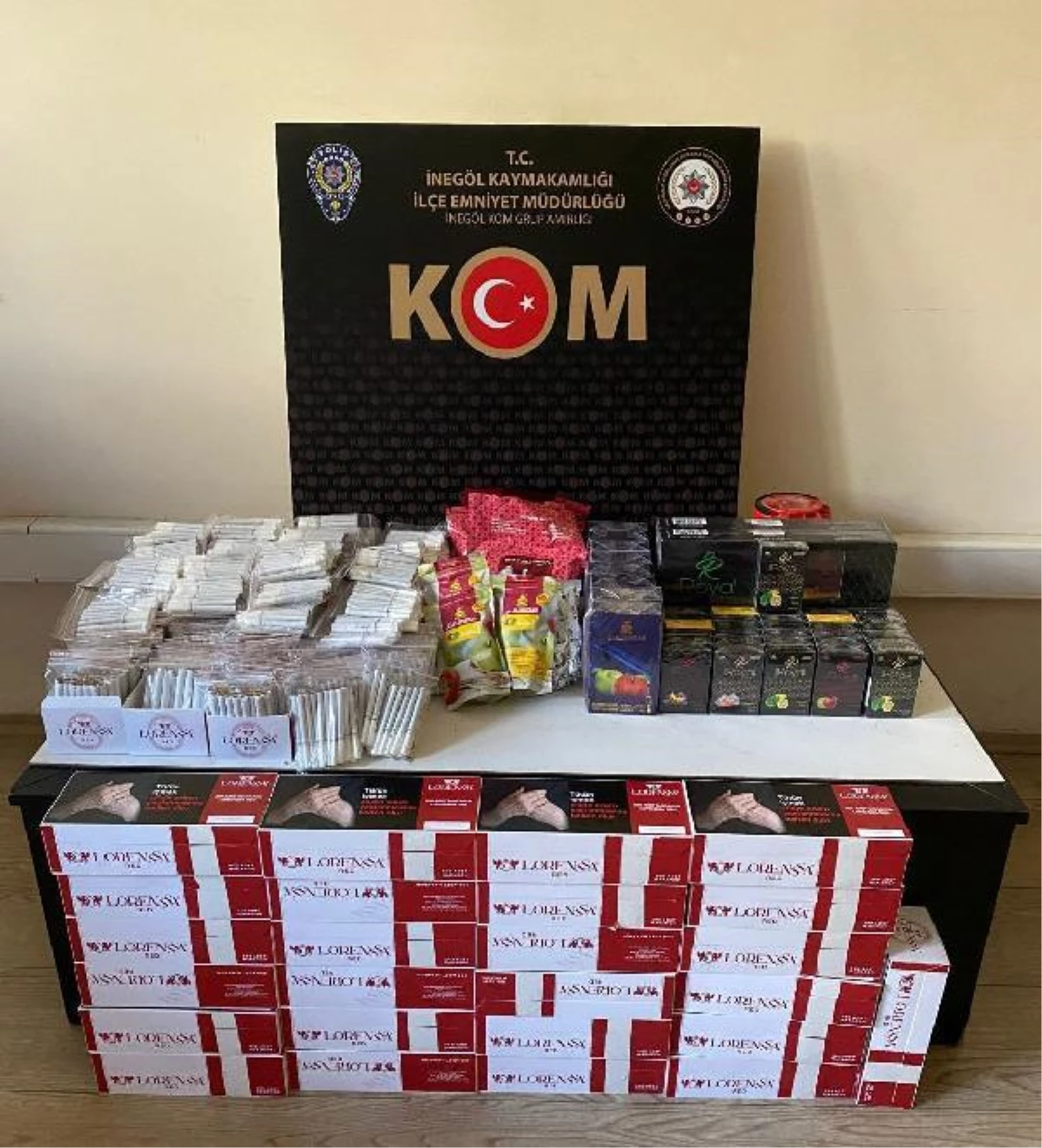 Bursa\'da kaçak sigara ve sahte alkol operasyonu: 5 gözaltı