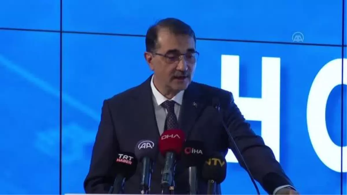 Dönmez: 'Ne kadar çok yenilenebilir enerji sisteme entegre edebilirsek o kadar çevreyi az kirletmiş olacağız'