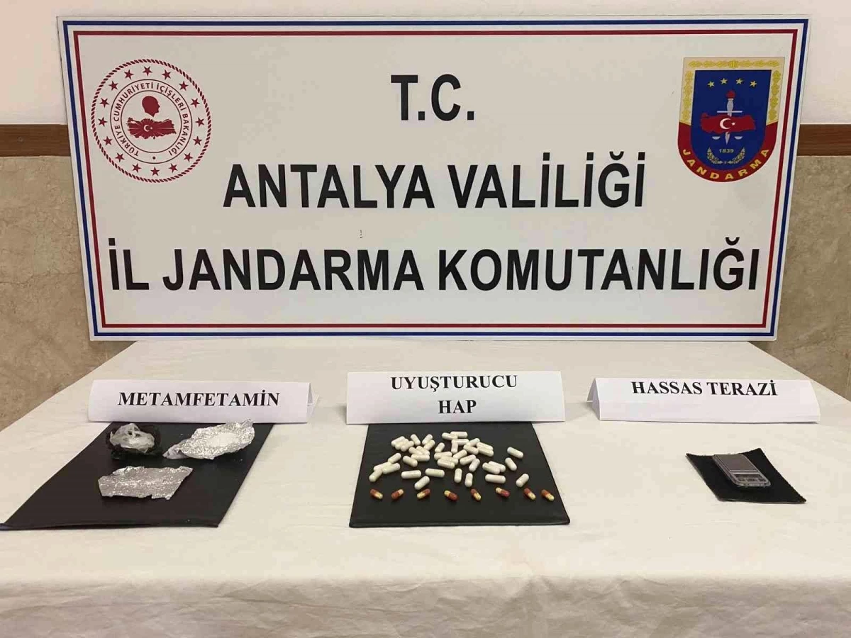 Jandarmadan uyuşturucu tacirlerine operasyon