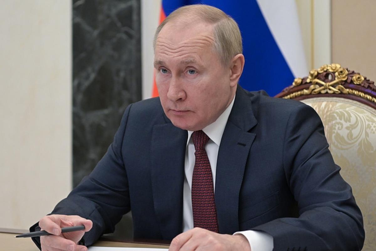 Putin\'den Ukraynalılara Rus vatandaşlığının önünü açan kararname