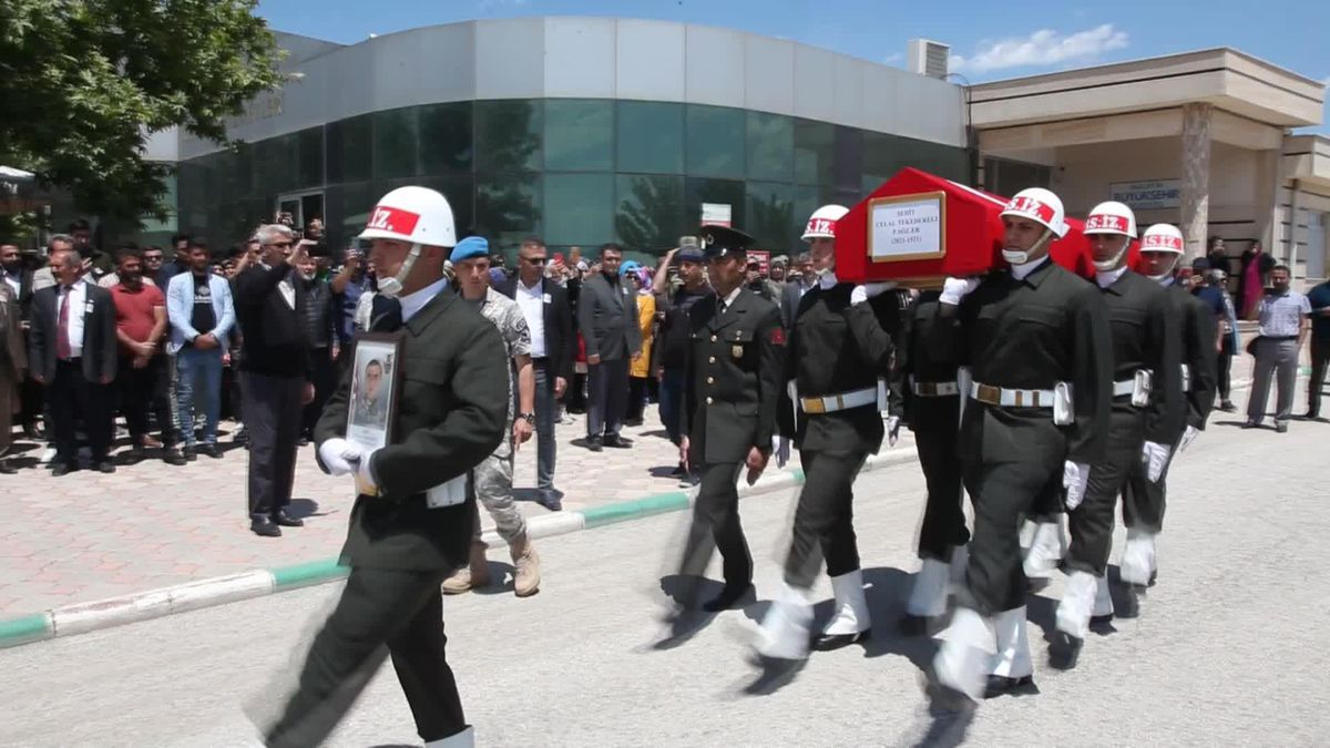 Şehit Piyade Er Celal Tekedereli son yolculuğuna uğurlandı