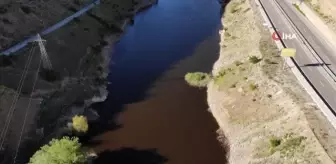 Torul Baraj Gölü'nde alg patlaması suyun rengini değiştirdi