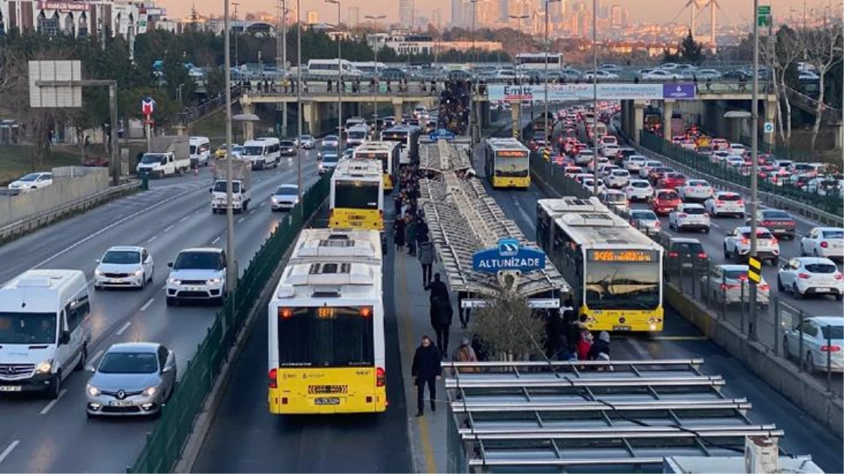 İstanbul\'un fethine özel 29 Mayıs\'ta toplu taşıma araçları ücretsiz olarak hizmet verecek