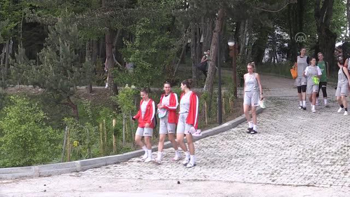 A Milli Kadın Basketbol Takımı\'nın kampı başladı