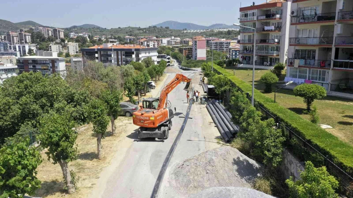 ASKİ, Kuşadası\'nda altyapı yenileme çalışmalarına devam ediyor