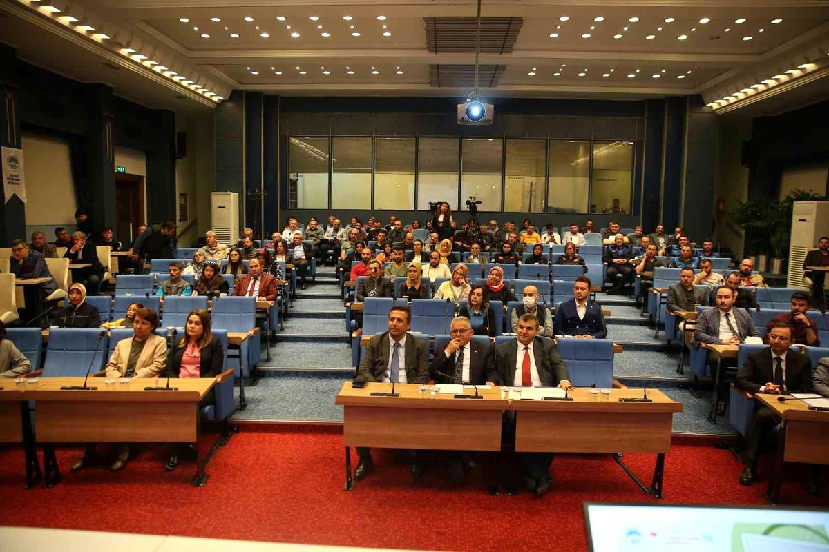 "Süt ve Süt Ürünleri Eğitimi Doğru Beslenme Yöntemleri" konulu seminer düzenlendi