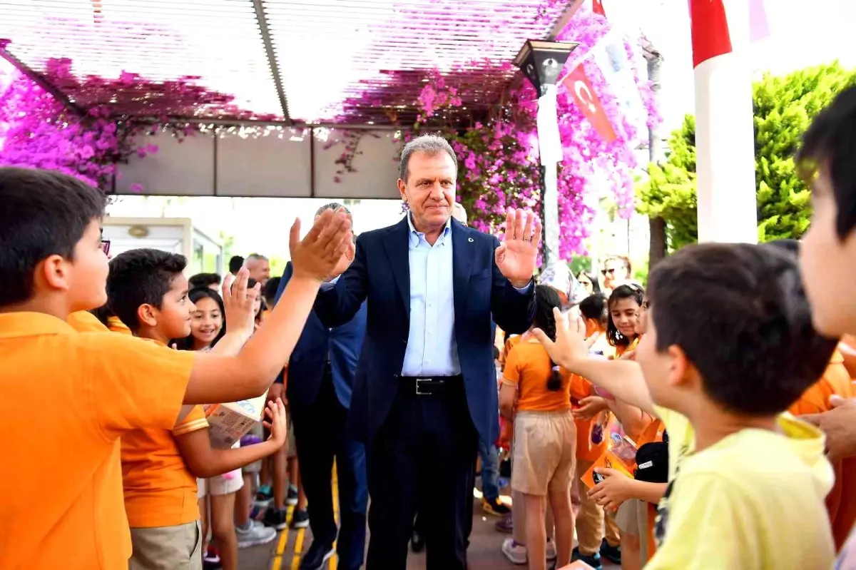 Başkan Seçer: 'Günümüzün en büyük hastalığı insanları ötekileştirmek'