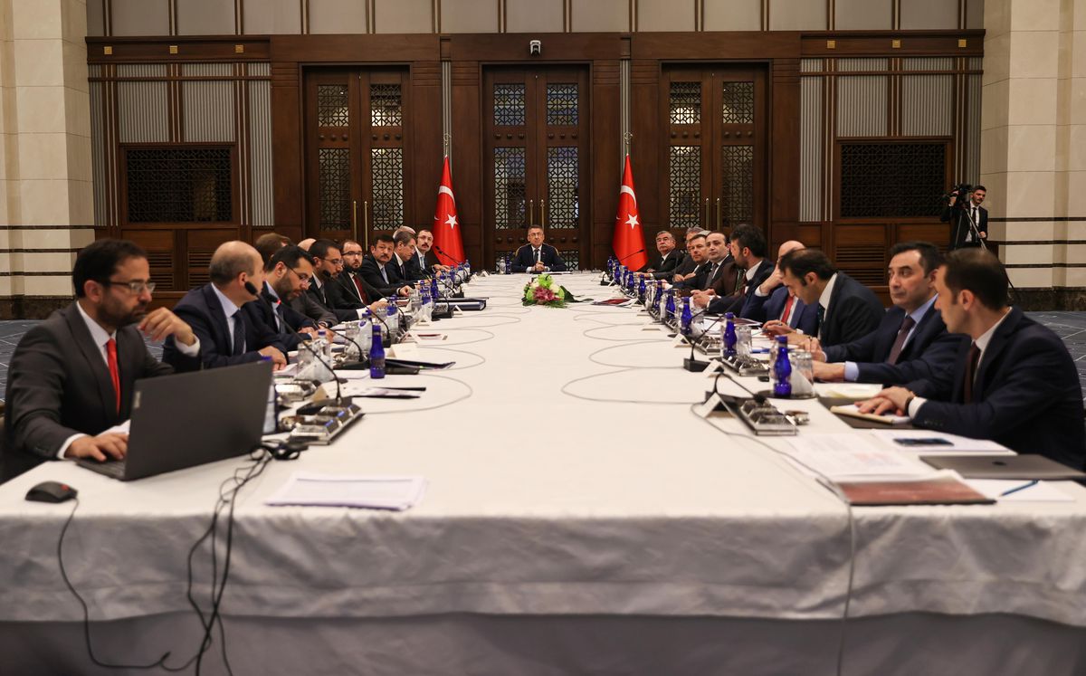 Cumhurbaşkanı Yardımcısı Oktay başkanlığında, e-Ticaret Düzenleme Taslağı toplantısı yapıldı