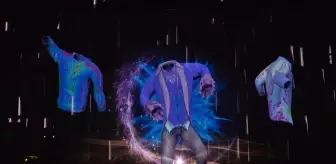 Dünyanın ilk holografik NFT defilesi Türkiye'de düzenlendi