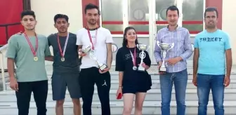 Hisarcık MYO'da voleybol ve masa tenisi turnuvaları