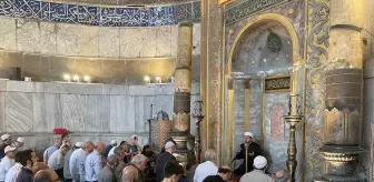 Necip Fazıl Kısakürek vefatının 39. yılında Ayasofya-i Kebir Camii Şerifi'nde hatim duası yapıldı