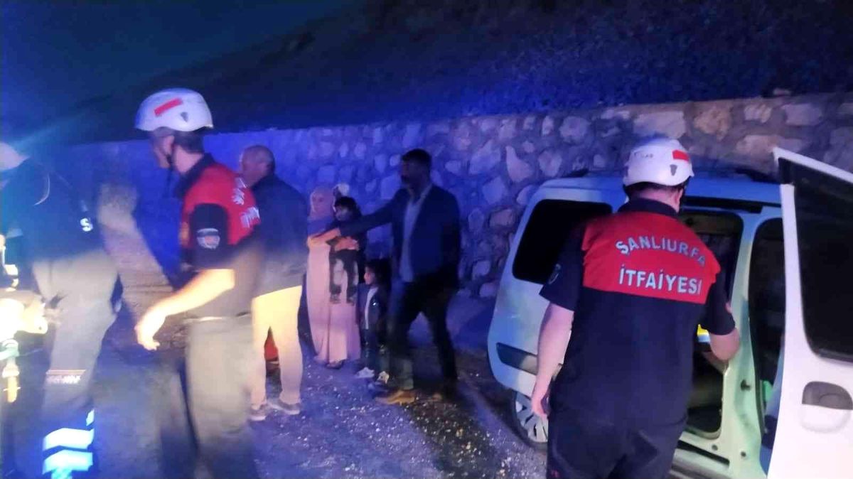 Şanlıurfa\'da trafik kazası: 8 yaralı